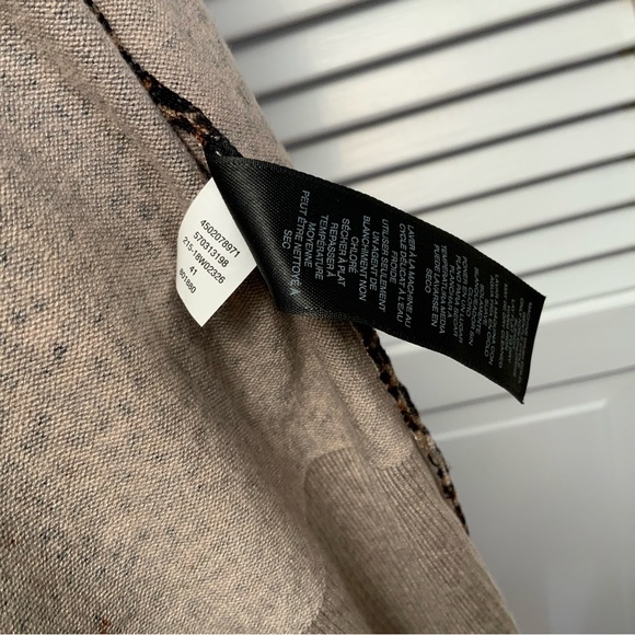 White House Black Market Top Animal Print - Picture 9 of 10